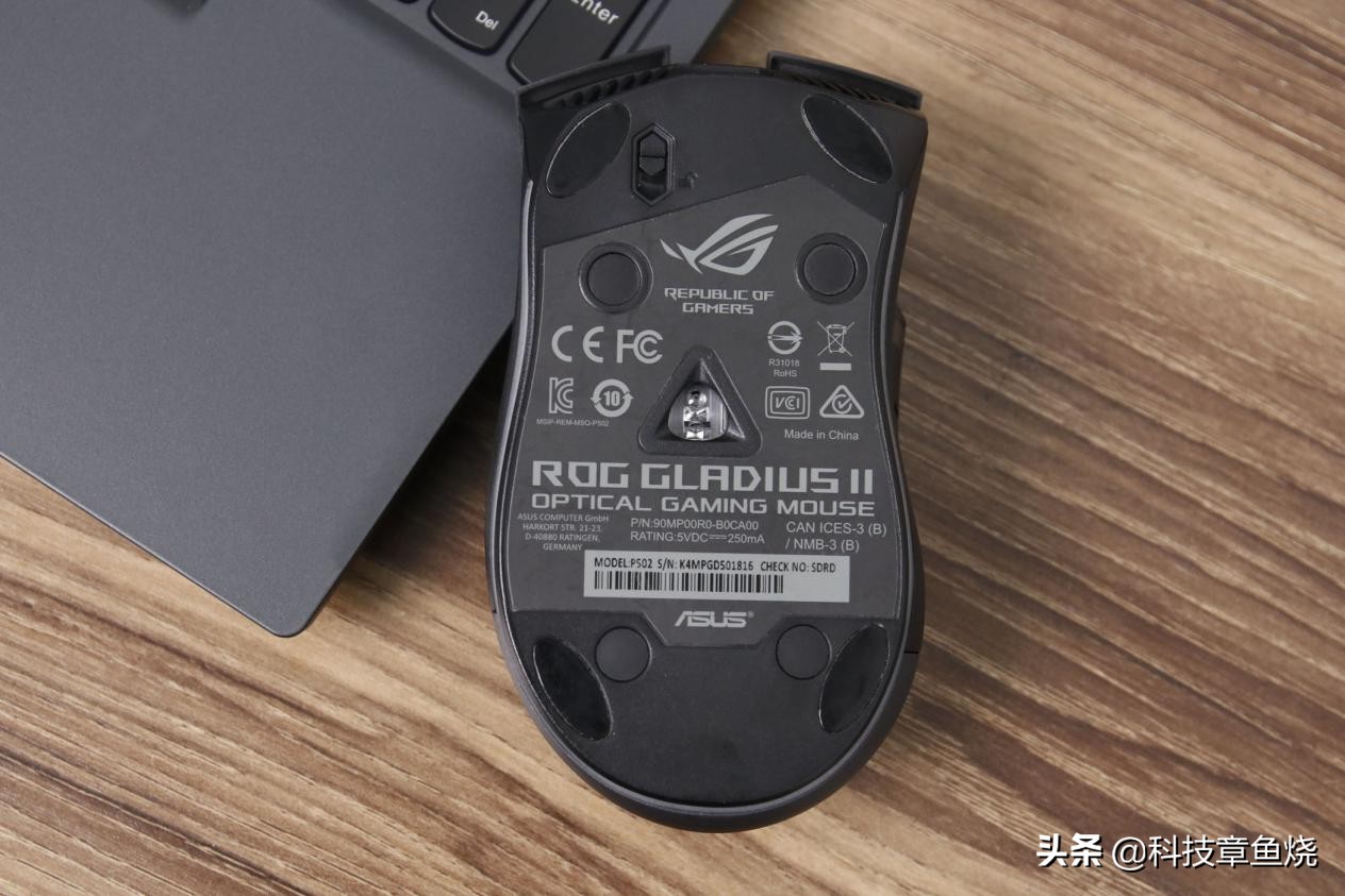 rog战刃打g2标准,rog战刃大g2经典版测评
