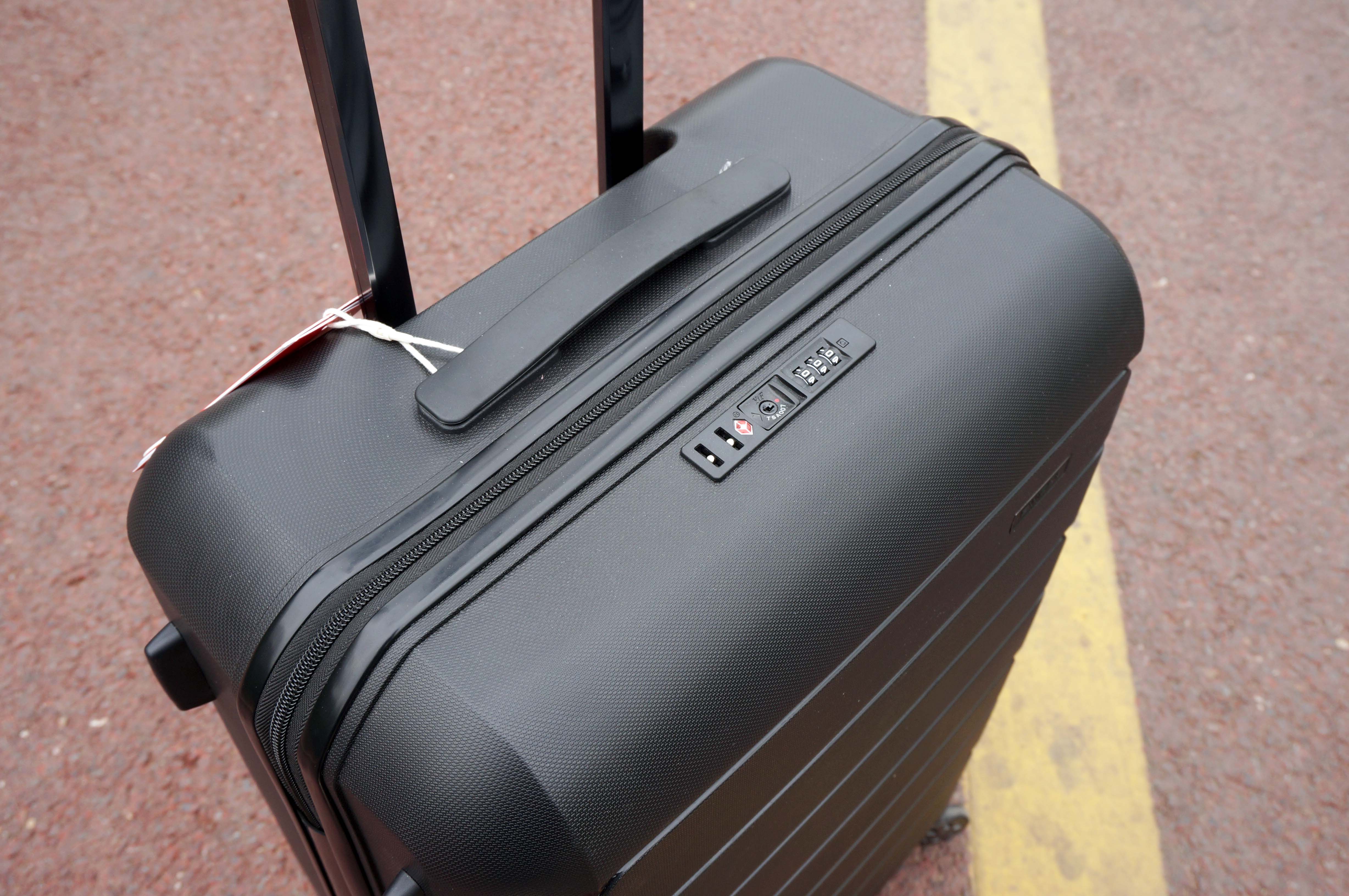 瑞士本土品牌swiza旅行箱好在哪,便携收纳拉杆箱