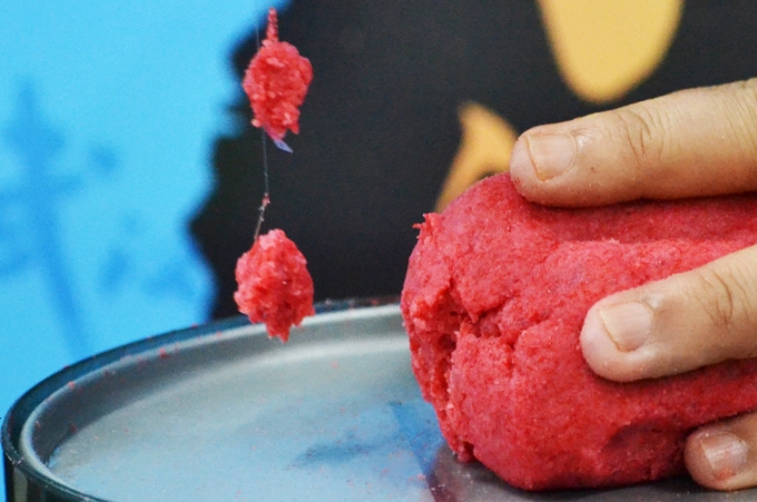 单开野战蓝鲫做拉饵要拉丝粉吗,蓝鲫怎么开饵料最好