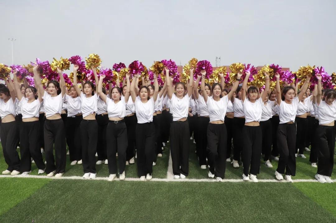 庆祝建党十周年校园艺术节手绘,建党100周年艺术节各个校园展演