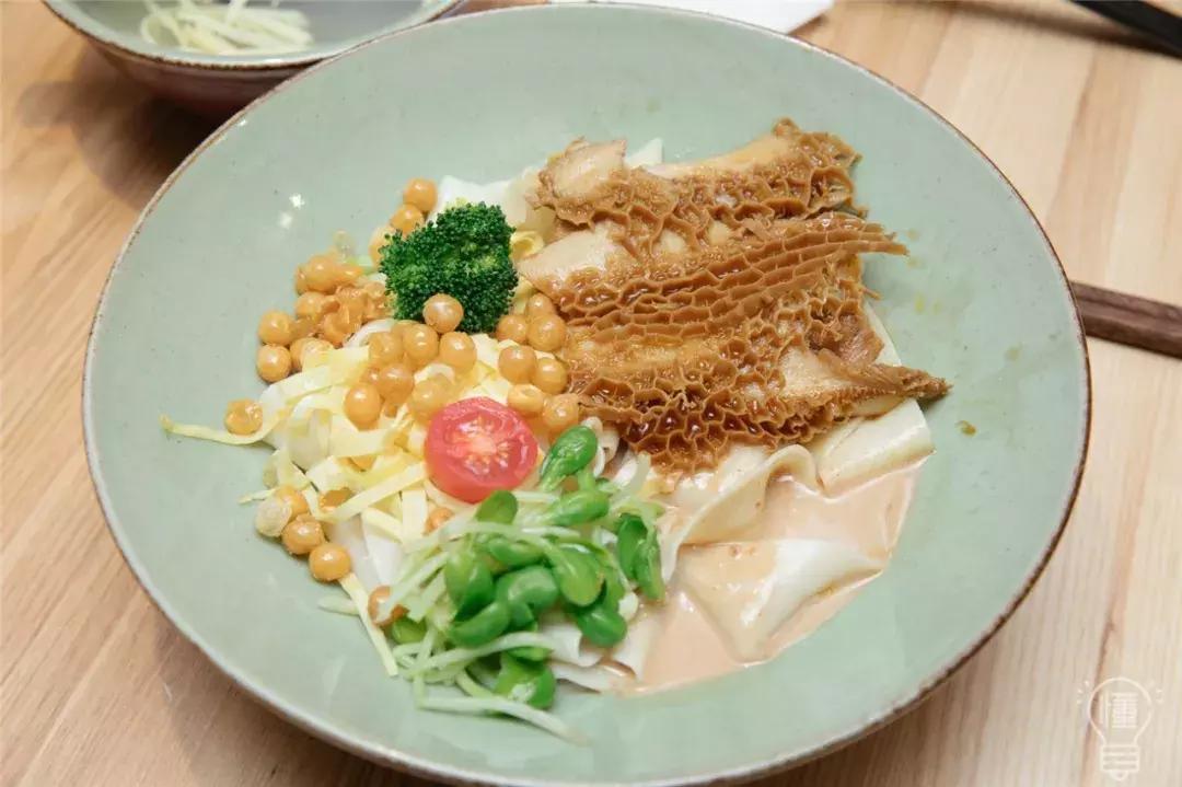 一口气开了三家火锅,一口气连开六家店