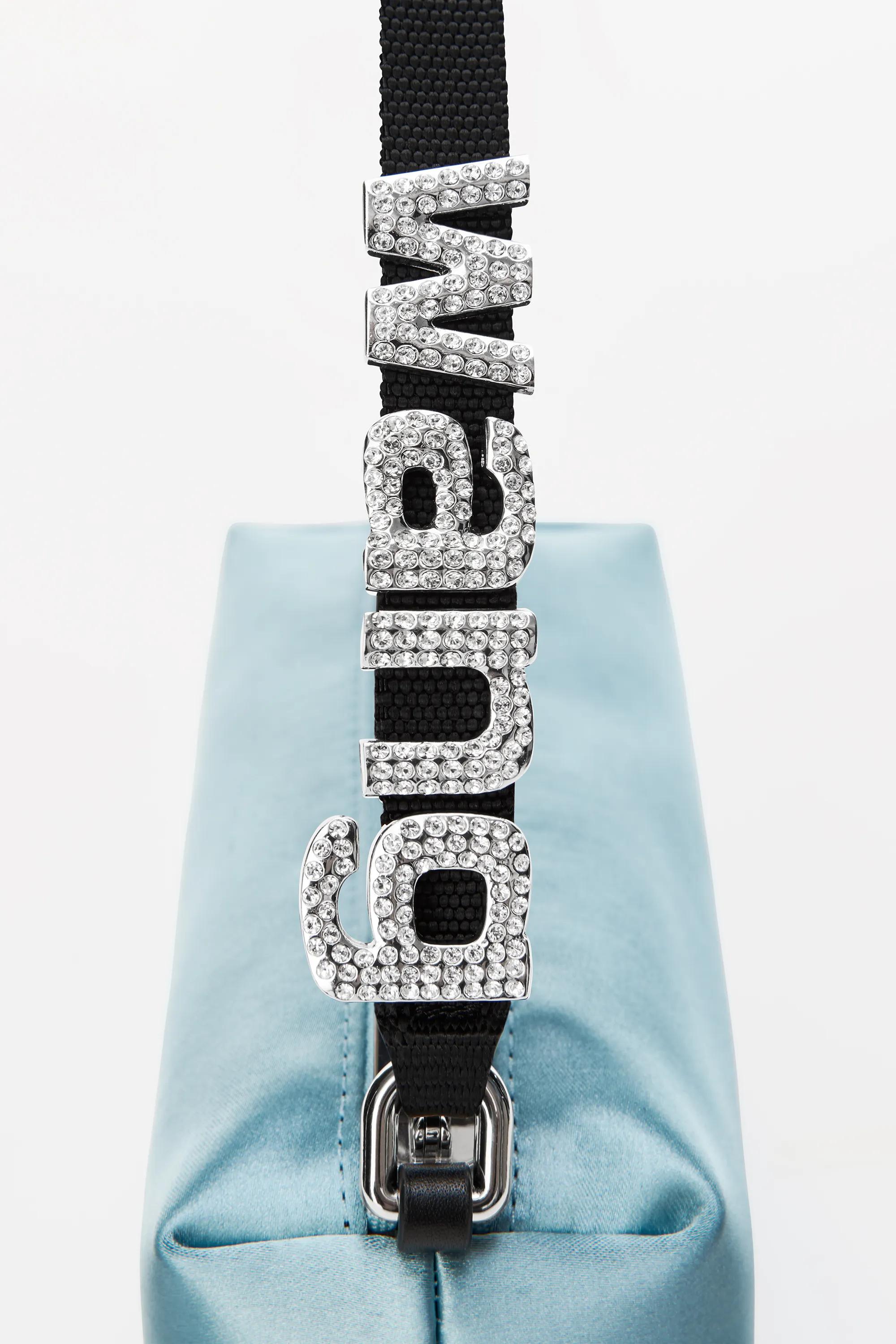 亚历山大王为什么这么火,亚历山大王最火单品