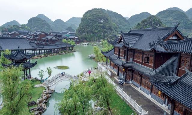 贵州织金县：一个织金洞，一道宫保鸡丁如何能够留住游客？