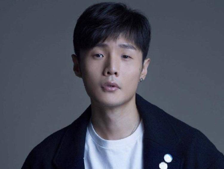 李荣浩欣赏陈奕迅,李荣浩被王菲点评的歌