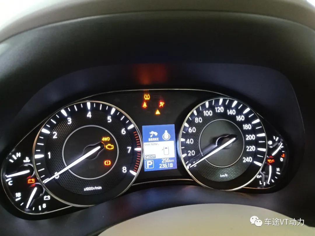 途行天下,乐在其中,不一样的途乐带你感受阿拉善英雄会