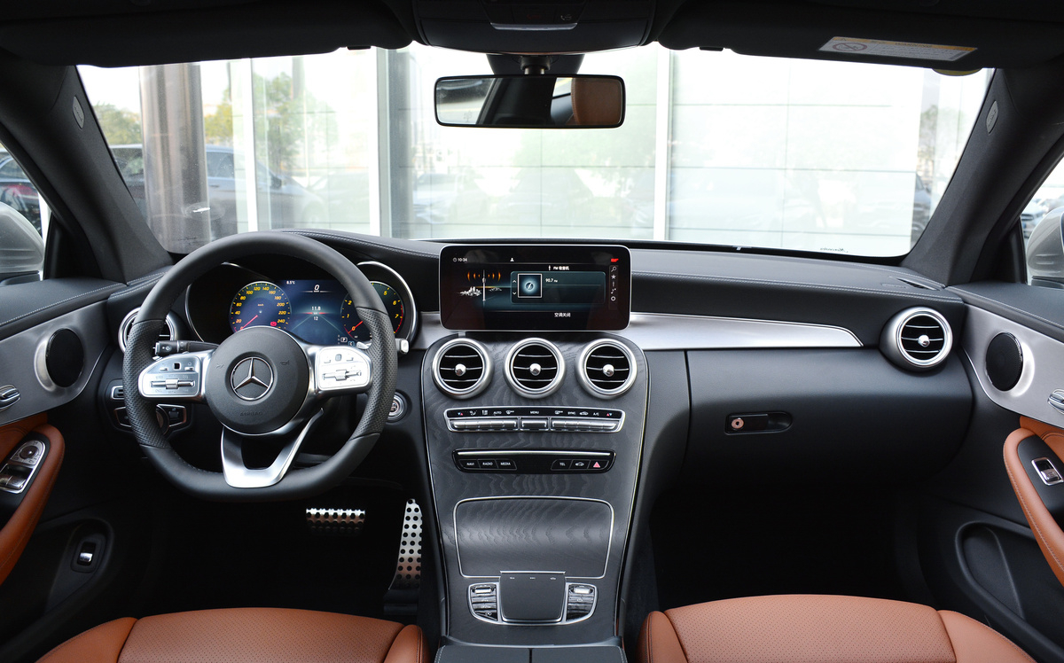 奔驰c260l几秒破百,最厚道豪华b级车