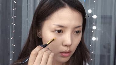 用眼霜快速去除黑眼圈的方法,哪些眼霜可以有效缓解黑眼圈