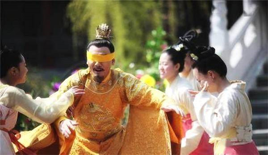 清朝皇帝和妃嫔的真正生活,清朝皇帝如何与后妃相处