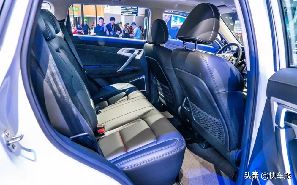 瑞虎8和吉利博越长安欧尚x7对比,欧尚x7plus比吉利博越谁省油