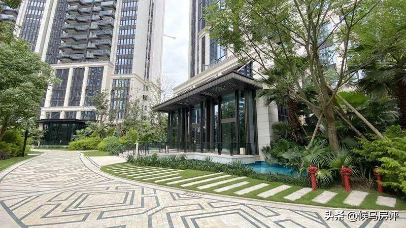 1000万可以买到什么豪车,1000万可以买到怎样的别墅