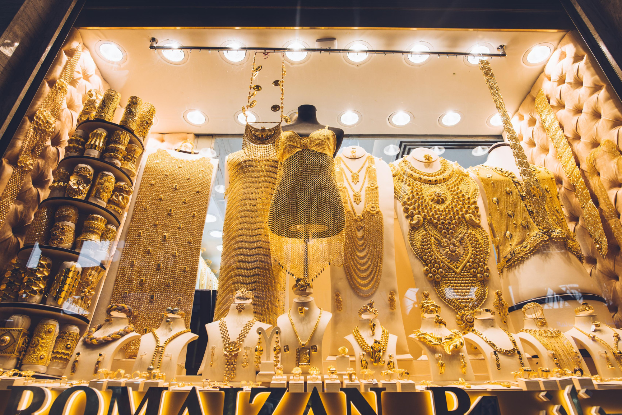 迪拜的神秘之处,迪拜必去的几个地方