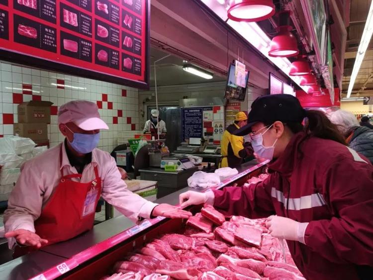 新冠逛超市感染几率,新冠超市的东西安全吗