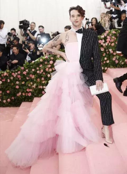 metgala20个最佳造型,metgala煎饼礼服