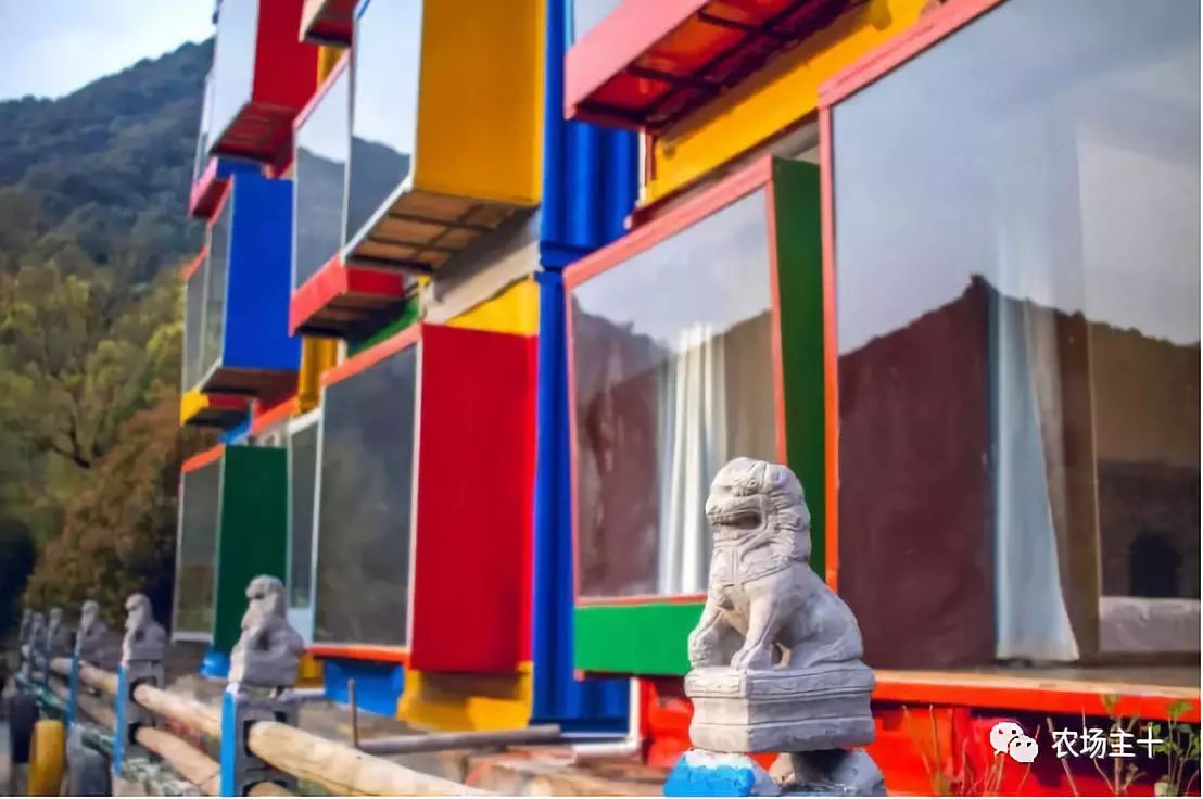 大型农场建造,家庭农场可以放置集装箱做民宿