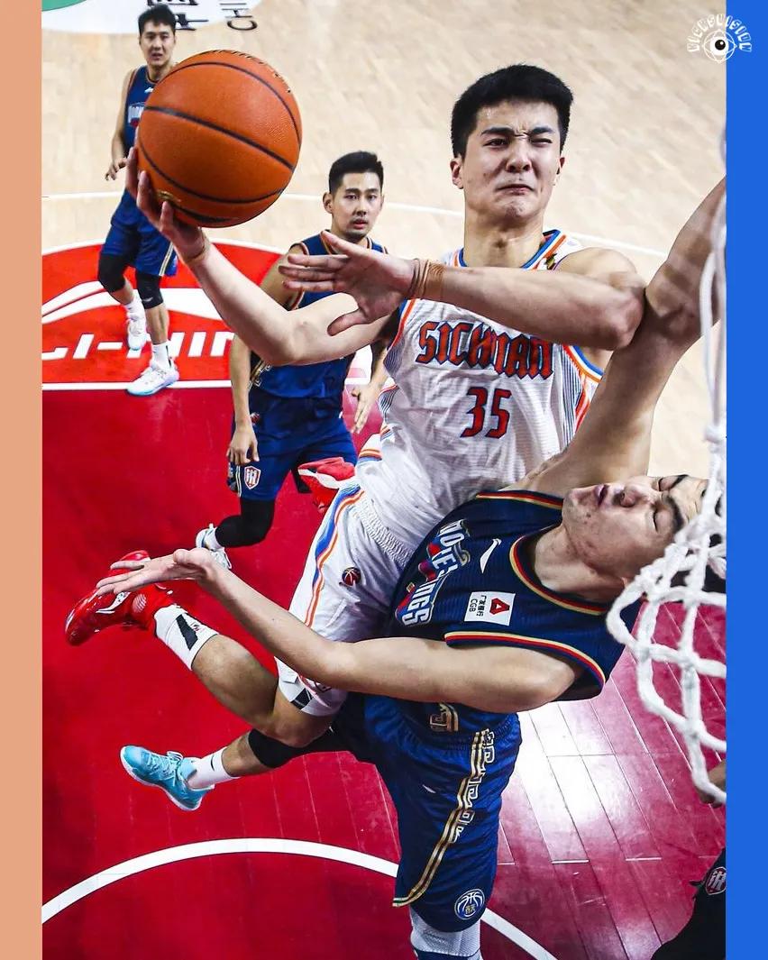 CBA球鞋面面观｜除了快来的尼克杨，他们脚下的球鞋同样有看点