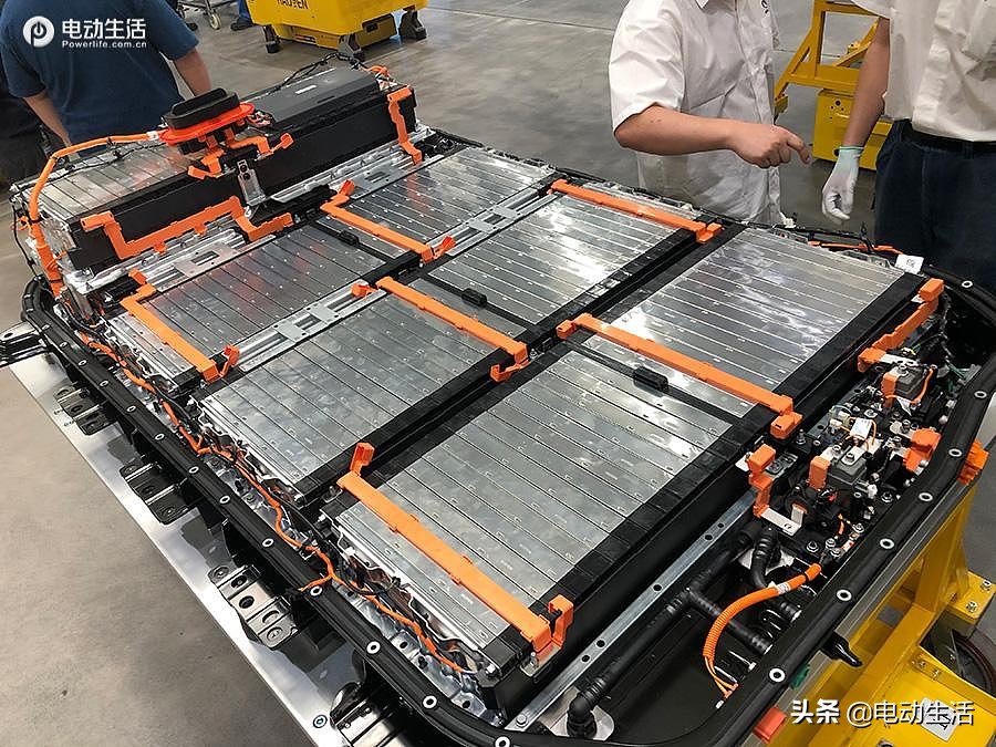 微蓝7超级“芯“深度解析！LG电芯/智能温控/高安全性