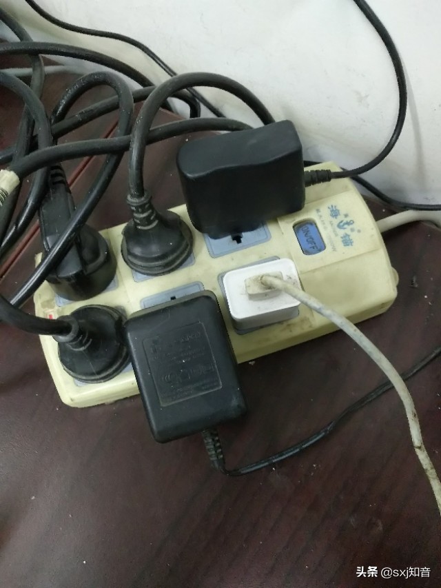 没用电电表还跑数是怎么回事?如何查原因?