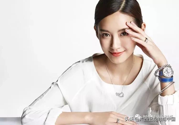 手镯是用石头搞出来的吗,手镯创造灵感