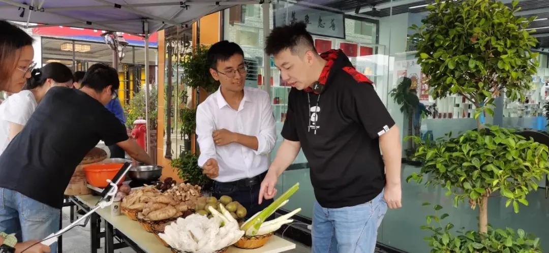 农村90后小伙回乡创业,贵州80后小伙第三次创业