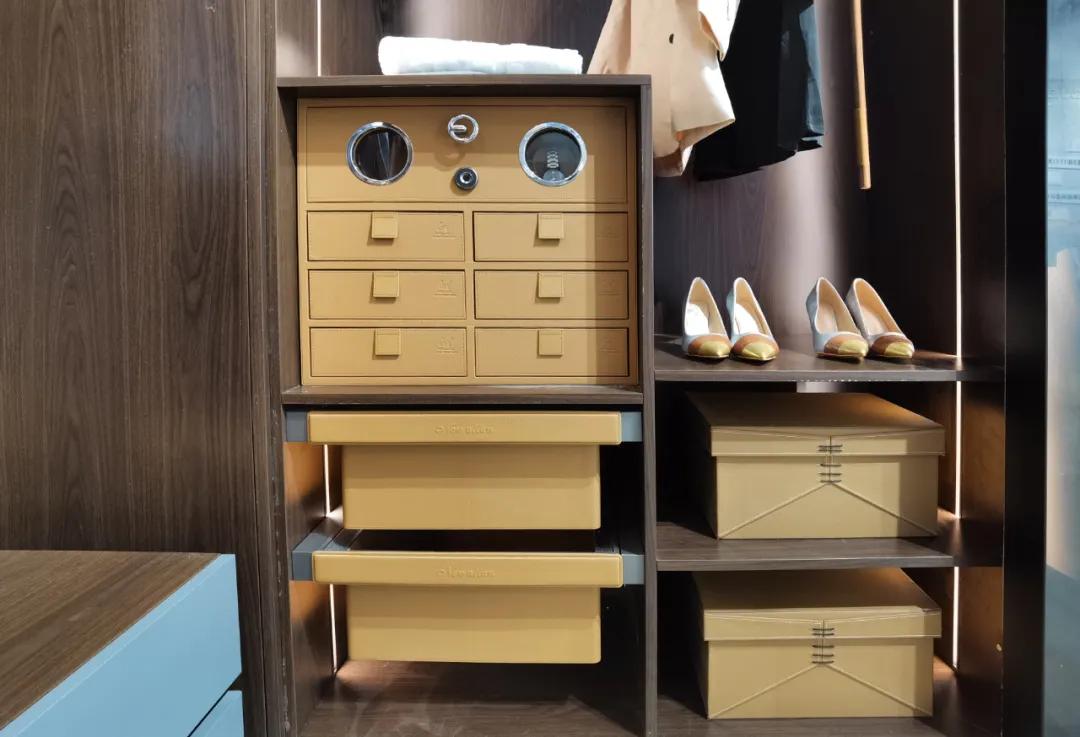 百能不锈钢新中式橱柜,openai后发布的新品