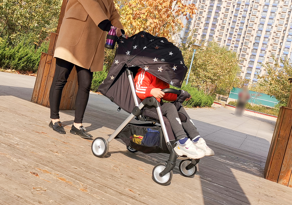 婴儿折叠轻便简易推车3岁内,简便轻巧婴儿推车可睡觉