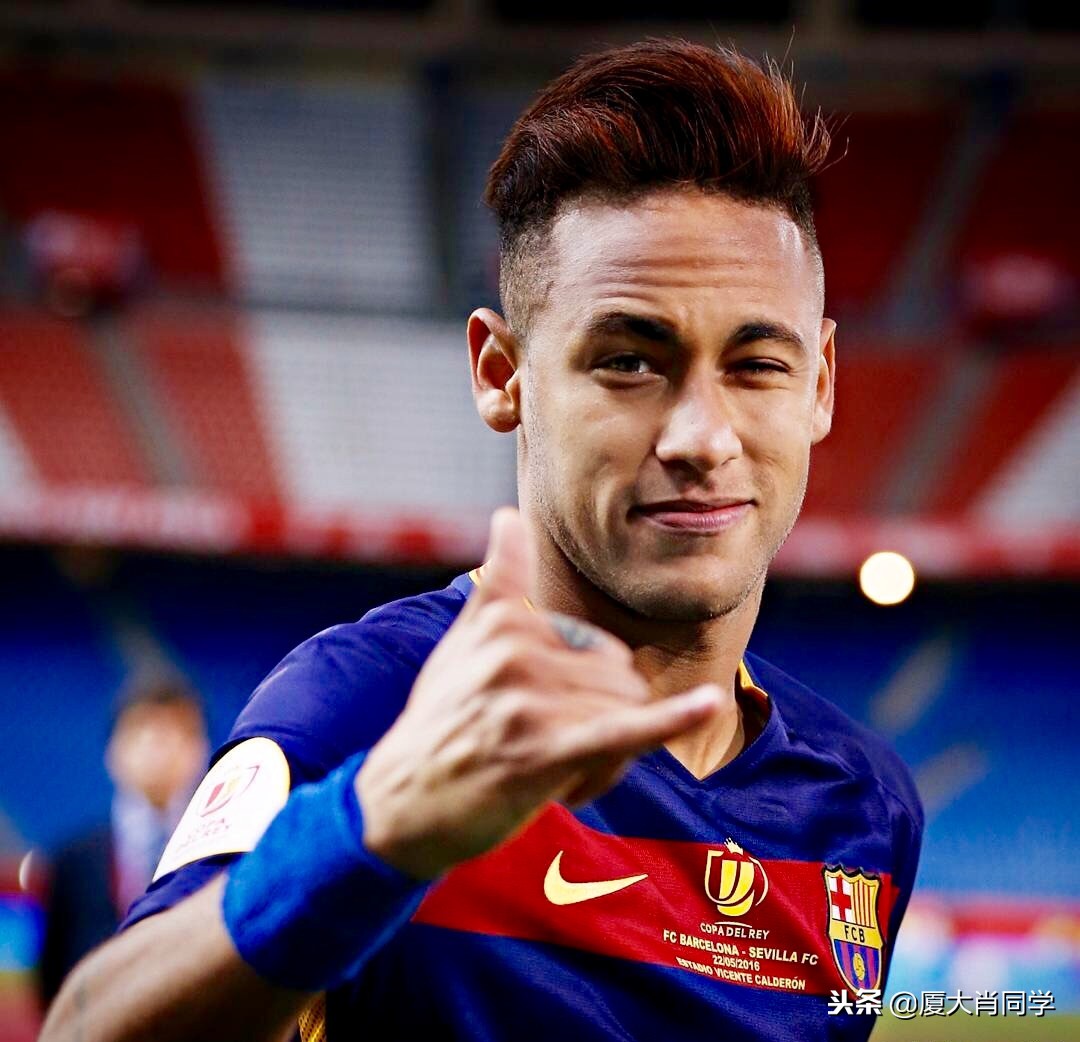 在中国家喻户晓的足坛十大巨星,谈论明星的颜值