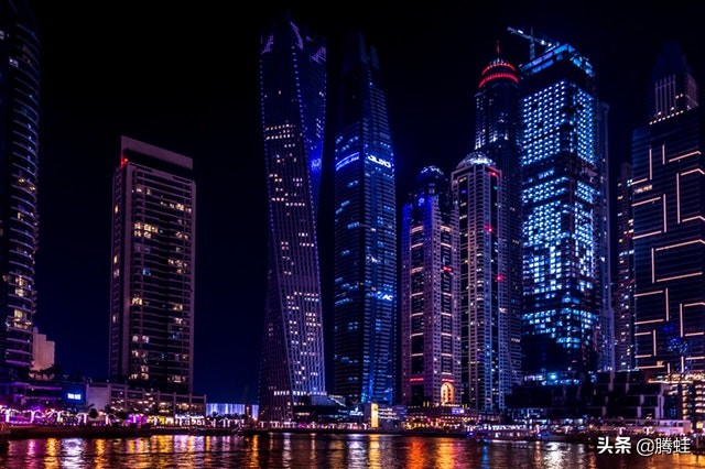 迪拜购物中心附近景点,迪拜购物地点推荐