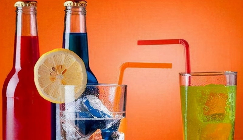 啃个骨头牙齿就坏了，牙齿好脆弱！别搞笑，看医生是怎么回答的