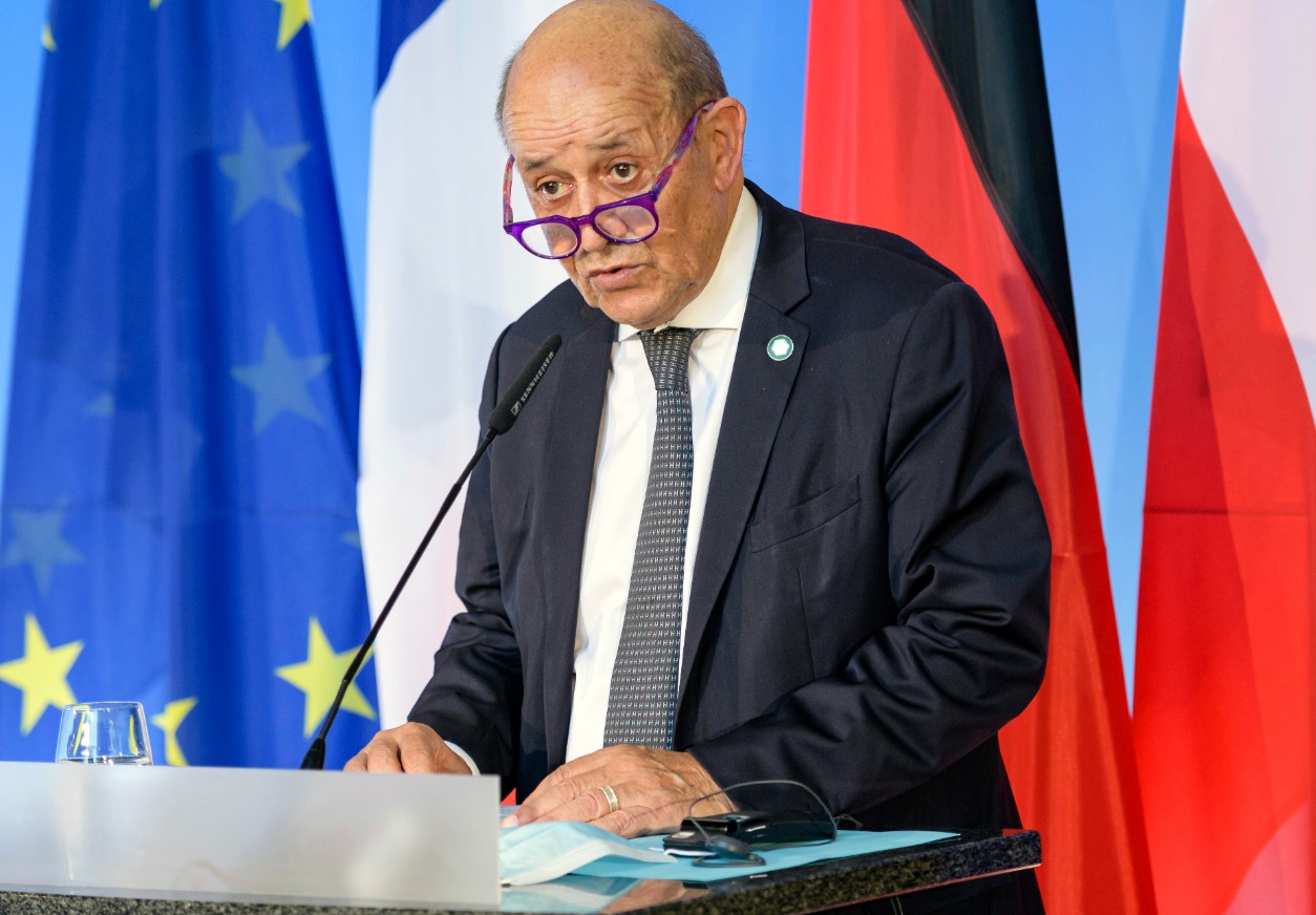 马克龙法国核动力航空母舰,马克龙登上戴高乐号