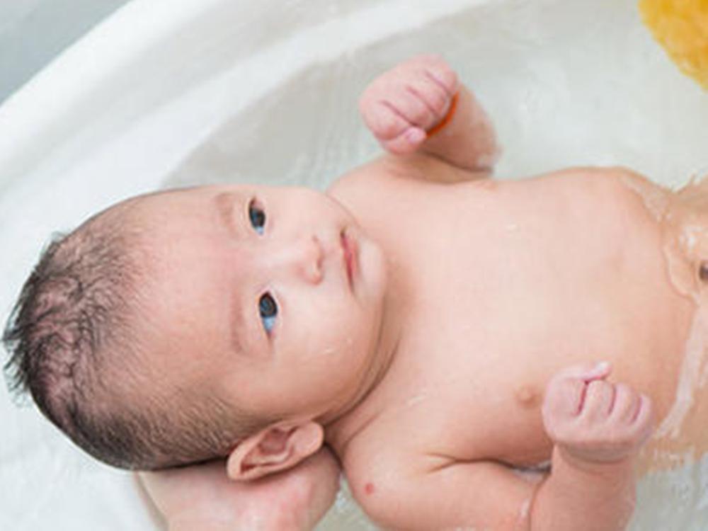 婴儿湿疹的常见原因及防治7绝招,婴儿湿疹高发季节该如何有效预防