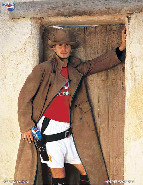 老特拉福德为罗纳尔多鼓掌,罗纳尔多3球