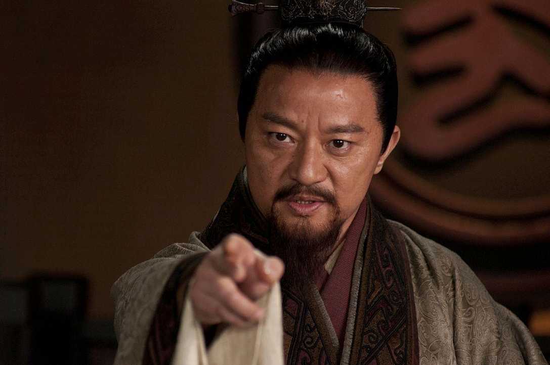 赵括纸上谈兵的弊端,赵括到底是不是只会纸上谈兵