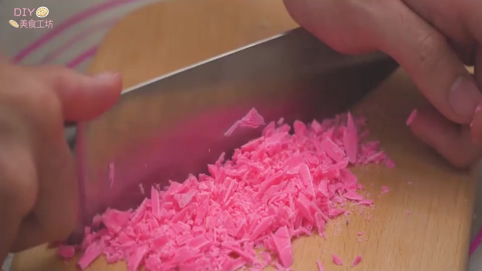 干草莓巧克力怎么做,草莓巧克力零食