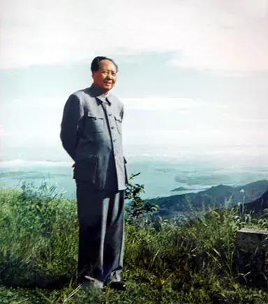 胸怀坦荡的毛*东泽**是如何评价自己的