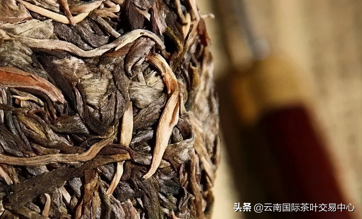 黑茶和普洱茶有什么不同,黑茶和普洱茶有什么区别呢