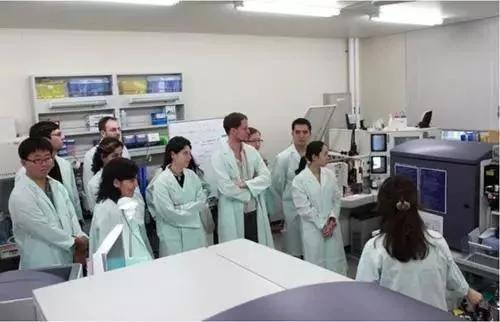 超声波与声波牙刷区别,磁悬浮声波和超声波牙刷哪个好