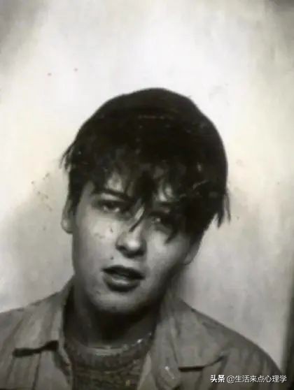 精神病患者突然出现幻觉,精神病出现幻觉和幻听