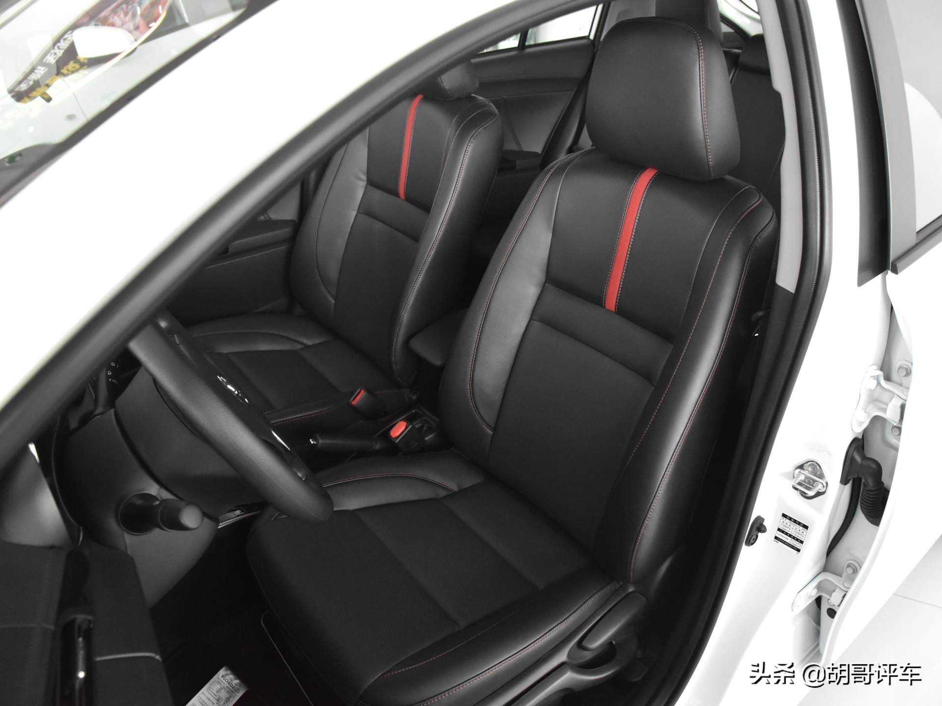 除了飞度,它也是合资实惠小车,带你看丰田YARiSL致炫