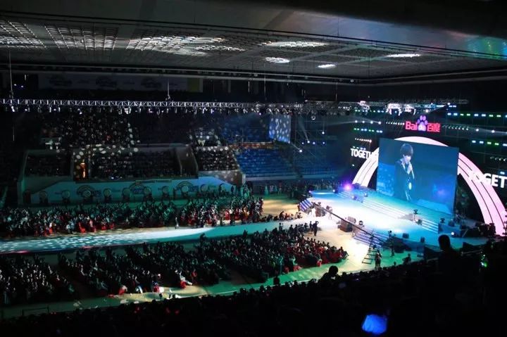 「年会季」盘点！90个知名公司往年年会主题