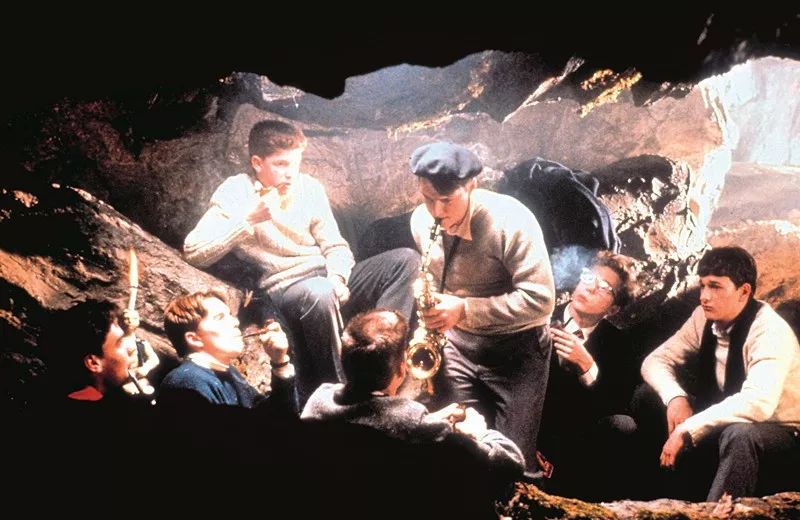 死亡诗社风格,死亡诗社致力于汲取生命精髓