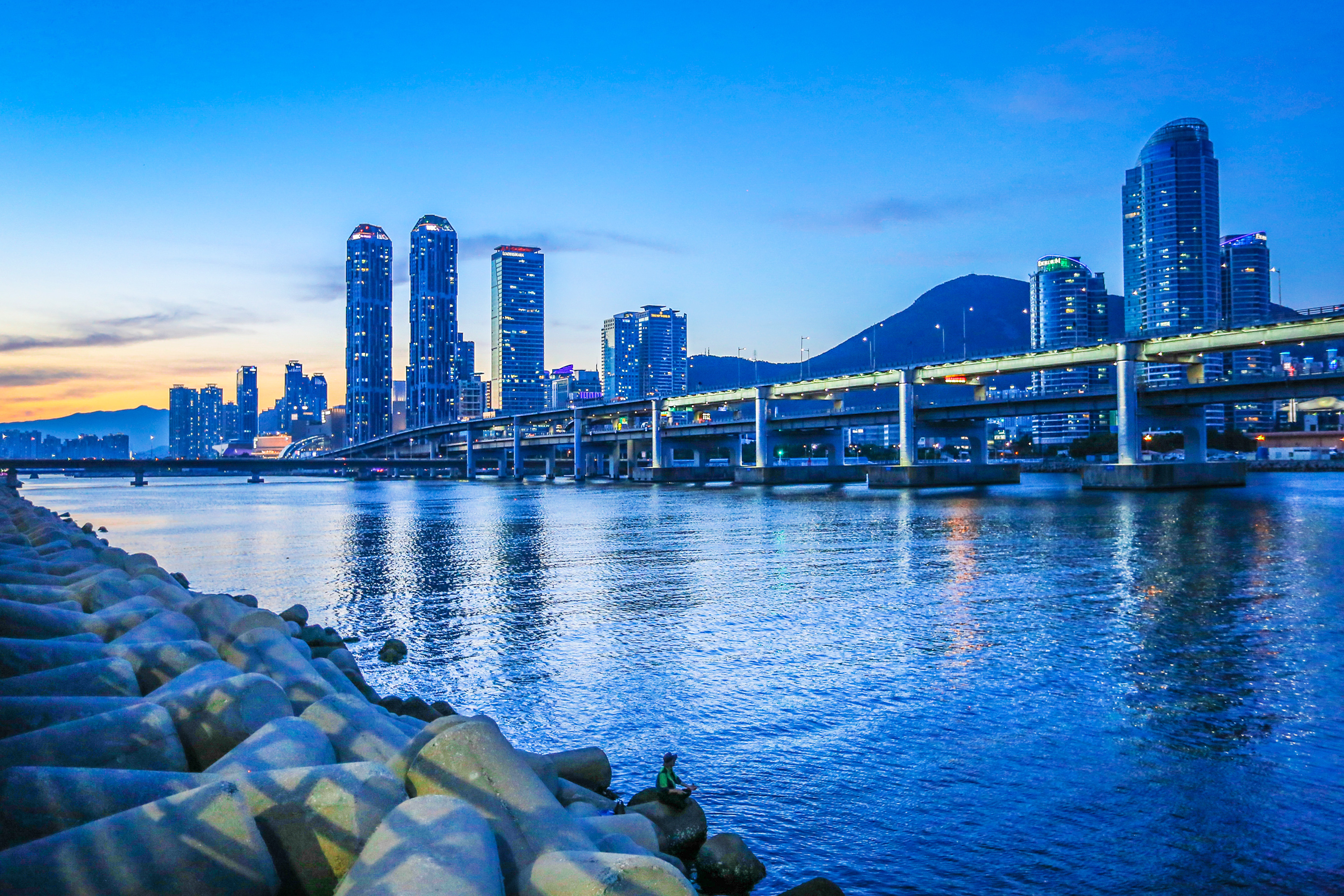 韩国旅游是去仁川还是首尔,韩国喜欢到中国哪旅游