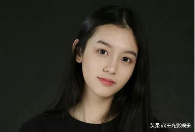 重庆十二位女明星名单,最火的12位重庆女明星
