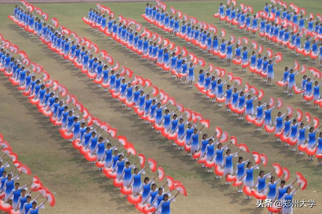 郑州大学阳光运动会800米,郑州大学春季运动会