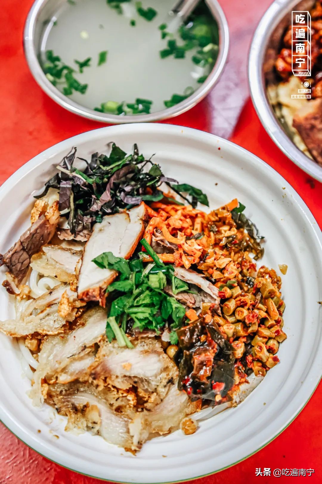 这碗桂林米粉不对劲，南宁人吃没毛病，桂林人看了一直骂