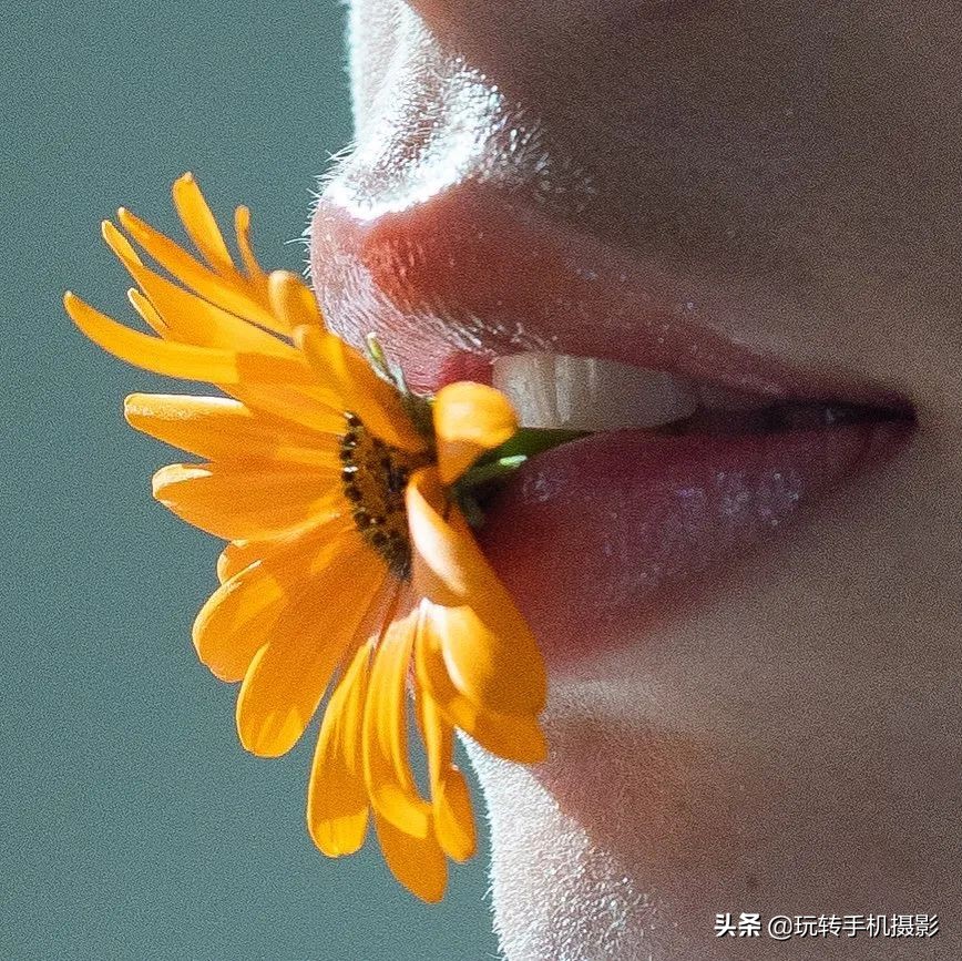 为什么有些人的照片很有质感,全身照片用什么拍出高级感