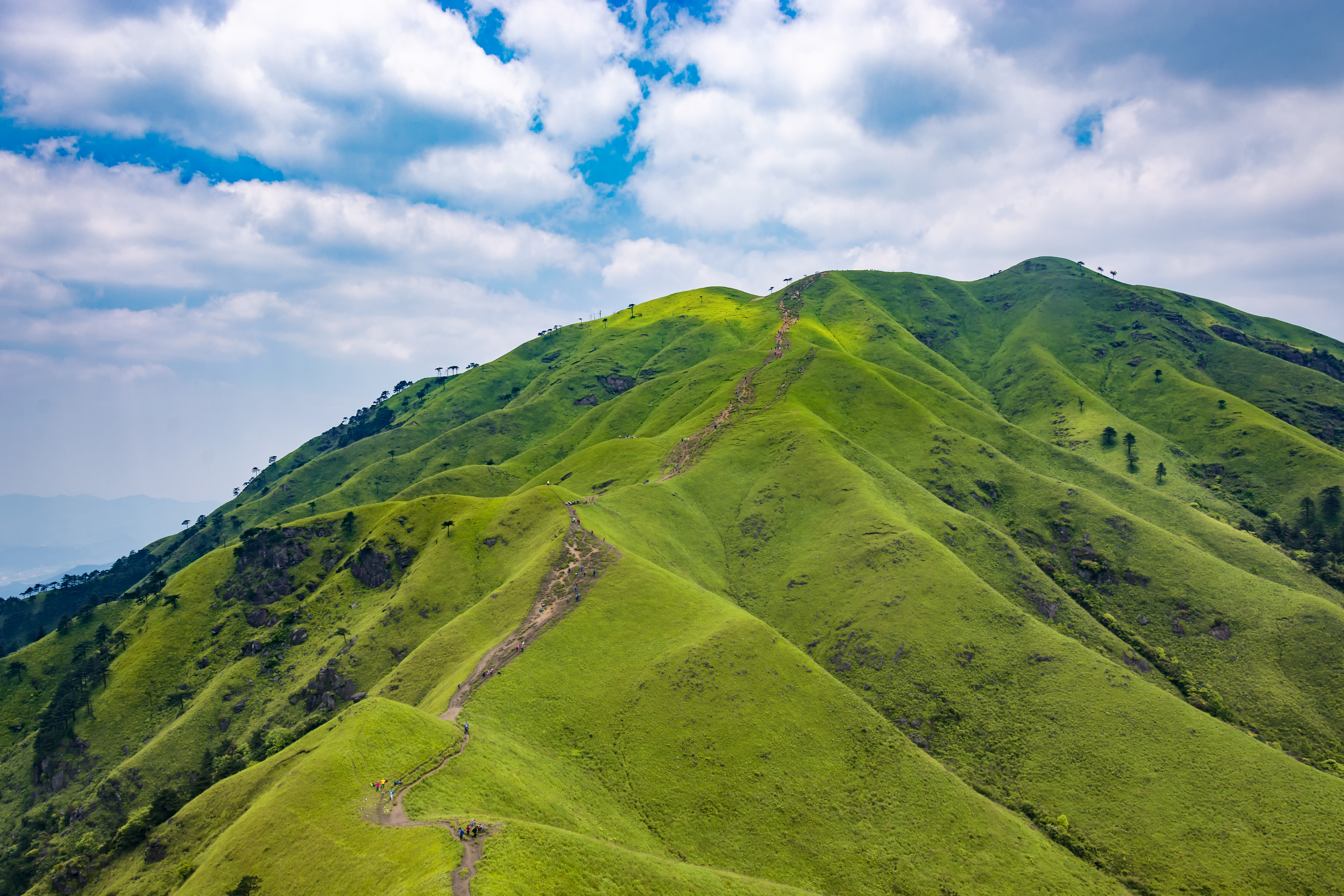 武功山有什么值得玩,武功山真的是被抖音带火的地方