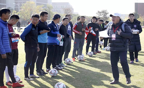 瑗垮寳甯堣寖澶у瓒崇悆澶哄啝,瑗垮寳甯堣寖澶у鏍″弸钂嬪己