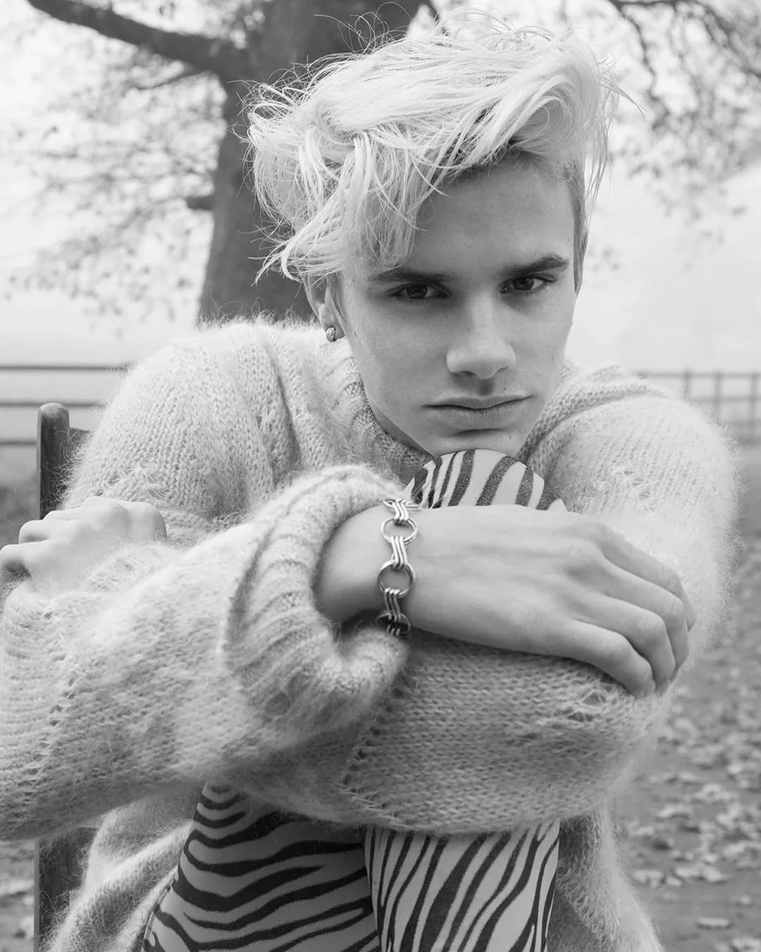 贝克汉姆和大儿子互相嫌弃,贝克汉姆小七大变样