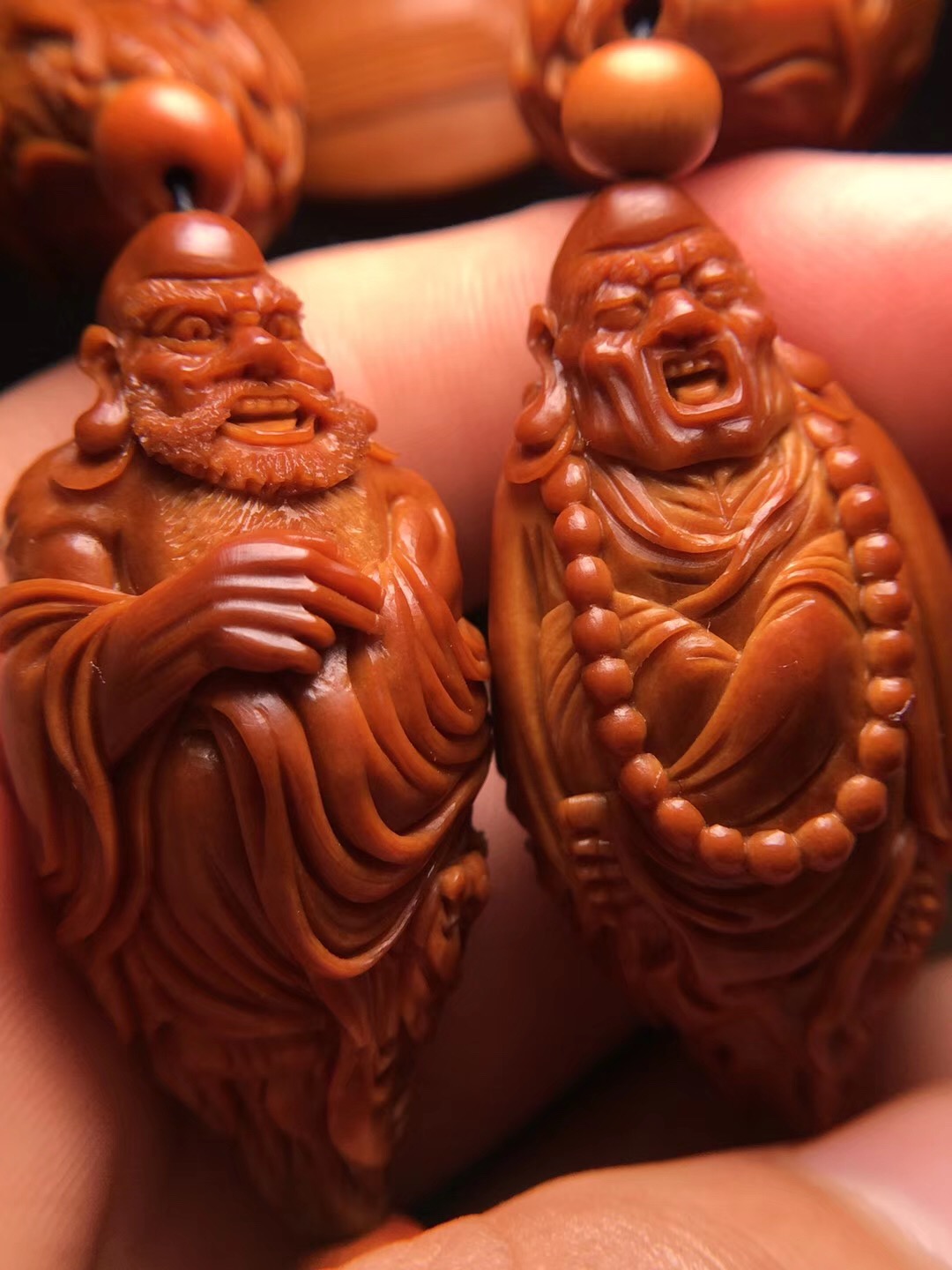 橄榄核雕大点的好还是小的好,橄榄核雕复杂的好还是简单的好