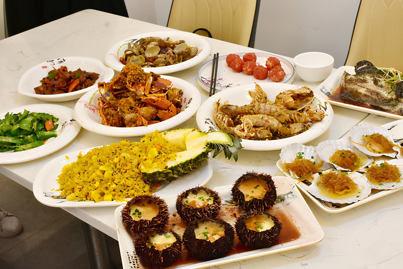 来三亚必吃的海南菜,三亚旅游在哪里吃海南菜